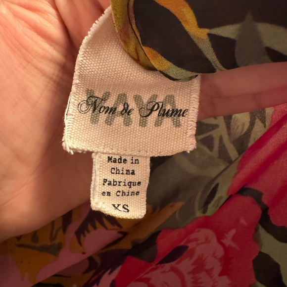 Sheer Floral Blouse - Picture 3 of 4